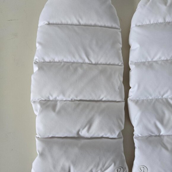 NWT LULULEMON White 600 Fill Goose Down Wunder Puff Mitten Gloves Women XS/S M/L - Picture 2 of 12